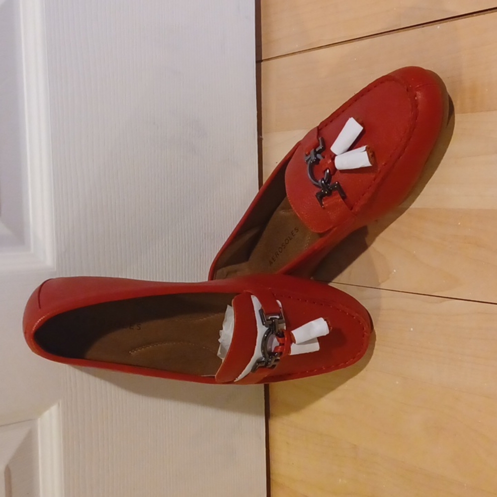 Aerosols Women's Loafer In Red Faux Leather - please read why not marked NWT